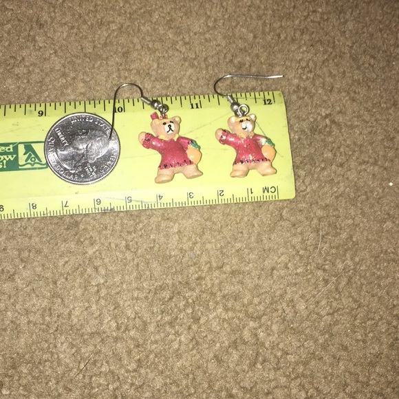 Used bear Thanksgiving fish hook earrings - Picture 1 of 2